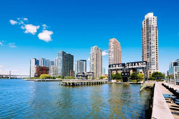 Apartment Location, Location To Manhattan, 3 Bedroom Cozy Apt In Lic